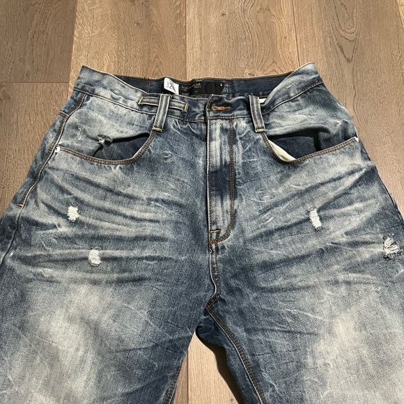 ROCA WEAR JEAN SHORTS - Picture 3 of 4